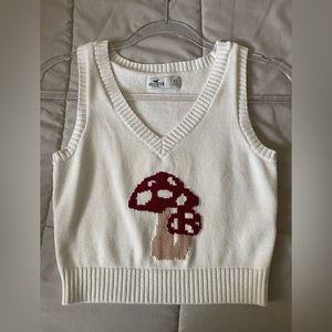 Cropped White Cardigan Vest, XS